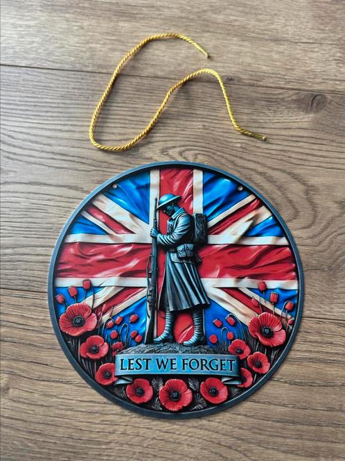 WW1/WW2 herdenkingsbord “Lest we forget”, Verzamelen, Militaria | Tweede Wereldoorlog, Landmacht, Kunstobject, Engeland, Ophalen of Verzenden