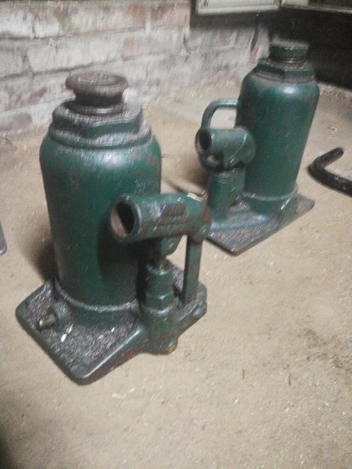 2 potkrikken hydraulisch, merk NIKE, made in Sweden, Auto diversen, Krikken, Garagekrik, Hydraulisch, Ophalen of Verzenden