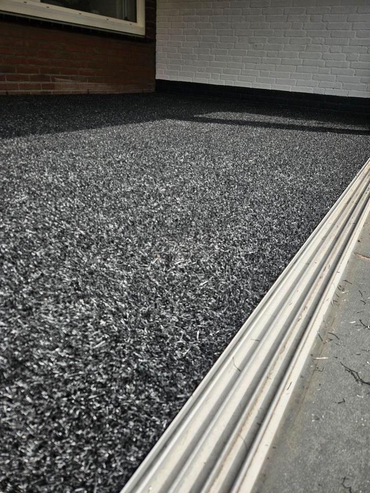 Antraciet kunstgras 28mm nu voor maar €21,95 per m2, Tuin en Terras, Gras en Kunstgras, Nieuw, 20 m² of meer, Ophalen of Verzenden