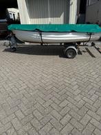 Polyester visboot/ sloepje incl trailer, Watersport en Boten, Vis- en Consoleboten, Tot 10 pk, Ophalen of Verzenden, Zo goed als nieuw