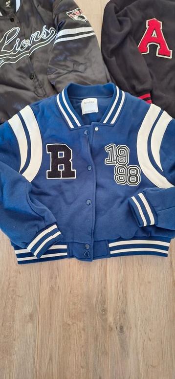 Bomberjacks maat S (I Q, Bershka) beschikbaar voor biedingen