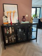 Zwart metalen dressoir, Huis en Inrichting, Kasten | Dressoirs, Ophalen, Gebruikt, 100 tot 150 cm, Glas