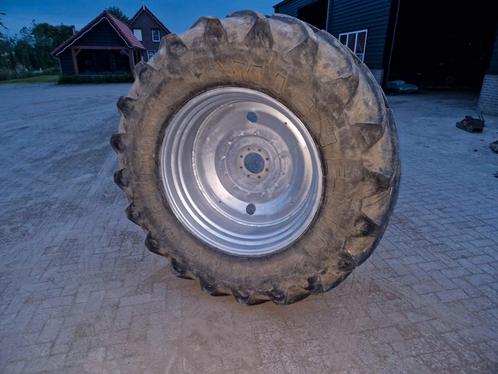 Banden 650 65 r38 xm108 e1, Zakelijke goederen, Agrarisch | Onderdelen | Banden, Velgen en Assen, Ophalen