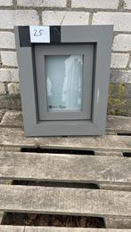 (25) Nieuw draai raam voor bijv. toilet, incl mistglas, Ophalen, Minder dan 75 cm, Raamkozijn, Minder dan 75 cm