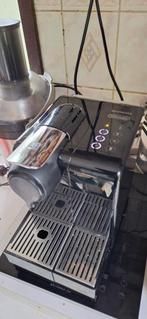 Nespresso De'Longhi Koffiemachine, Ophalen of Verzenden, Gebruikt
