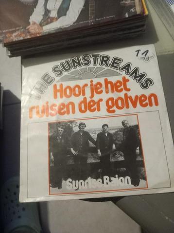 the sunstreams hoor je het ruisen der golven beschikbaar voor biedingen