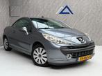 Peugeot 207 CC 1.6 VTi / Cabrio / APK, Auto's, Voorwielaandrijving, 65 €/maand, Gebruikt, Zwart