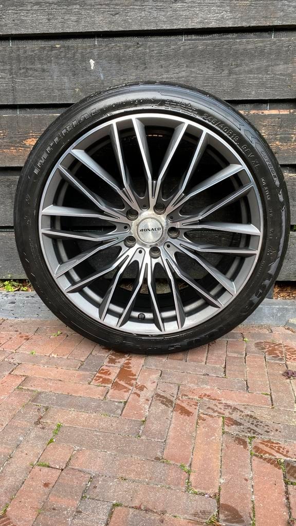 19" Monaco Velgen met Winterbanden (Tesla model 3), Auto-onderdelen, Banden en Velgen, Banden en Velgen, Winterbanden, 19 inch