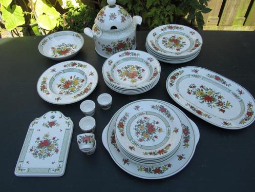 Summerday Villeroy en Boch serviesdelen, Huis en Inrichting, Keuken | Servies, Zo goed als nieuw, Porselein, Ophalen of Verzenden