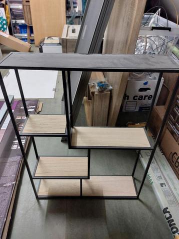 Leuke industriële vakkenkast beschikbaar voor biedingen