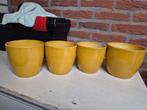 Set van 4 gele bloempotten en rood, Tuin en Terras, Gebruikt, Rond, Aardewerk, Tuin