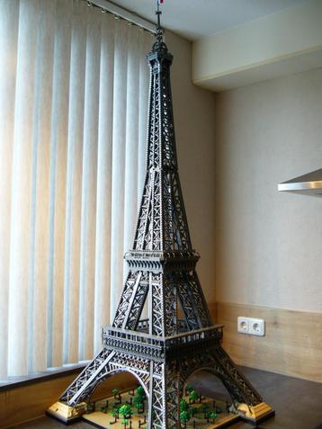 Lego Sculptures 10307 Eiffel tower met doos beschikbaar voor biedingen