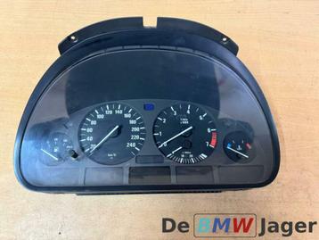 Instrumentenpaneel benzine BMW 5-serie E39 62118375895 beschikbaar voor biedingen