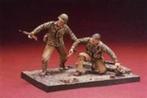 Resin	US GI & street Diorama set 1/35, Ophalen of Verzenden, 1:35 tot 1:50