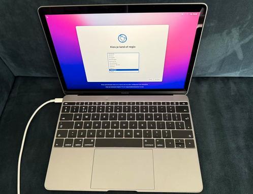 Apple MacBook M3 - Space Gray - 12 inch - 256 GB - 8 GB, Computers en Software, Apple Macbooks, Gebruikt, MacBook, 12 inch, Minder dan 2 Ghz