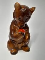 Vintage beeldje beer met appel - vintage - berenbeeldje, Verzamelen, Beren en Cherished Teddies, Ophalen of Verzenden, Zo goed als nieuw