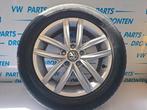 Velg + Band van een Volkswagen Golf Sportsvan, Auto-onderdelen, Banden en Velgen, Verzenden, 3 maanden garantie, Gebruikt, Personenwagen
