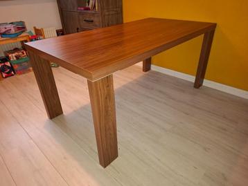 Moderne eettafel notenhout - 170 x 90 cm beschikbaar voor biedingen