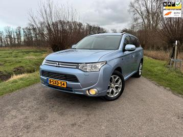 Mitsubishi Outlander 2.0 PHEV Instyle / Automaat / LM Velgen beschikbaar voor biedingen
