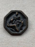 Zwitserland speldje winterhulp 1936, Verzamelen, Ophalen of Verzenden, Nederland, Embleem of Badge