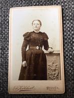 CDV, Vrouw, D. Hekkert, Deventer, Carte de Visite, Verzamelen, Foto's en Prenten, Ophalen of Verzenden, Voor 1940, Gebruikt, Foto