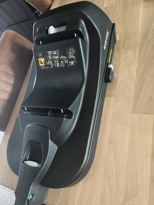 Maxi Cosi CabrioFix i-Size Base, Kinderen en Baby's, Autostoeltjes, Zo goed als nieuw, Maxi-Cosi, 0 t/m 13 kg, Isofix, Ophalen