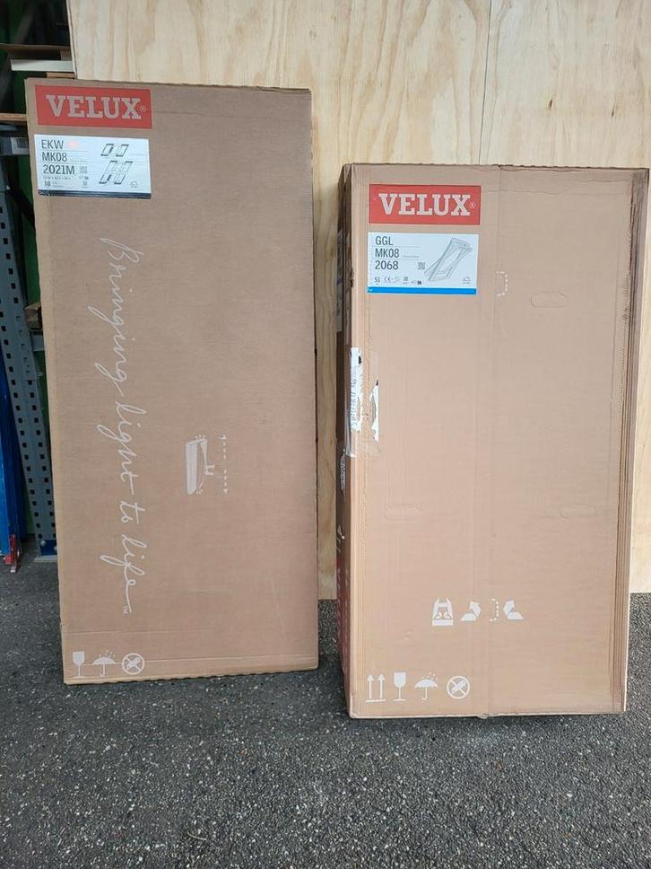 Nieuw Velux dakraam 78x140 inclusief gootstukken, Doe-het-zelf en Verbouw, Glas en Ramen, Nieuw, Dakraam, Minder dan 80 cm, Ophalen