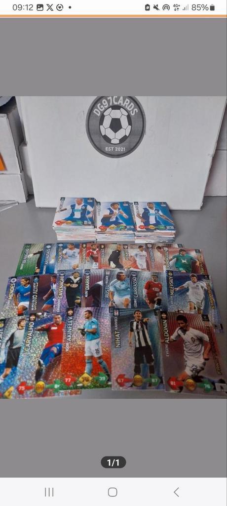 Bulk 780 verschillende Voetbalkaarten Panini & Topps, Hobby en Vrije tijd, Stickers en Plaatjes, Zo goed als nieuw, Meerdere plaatjes