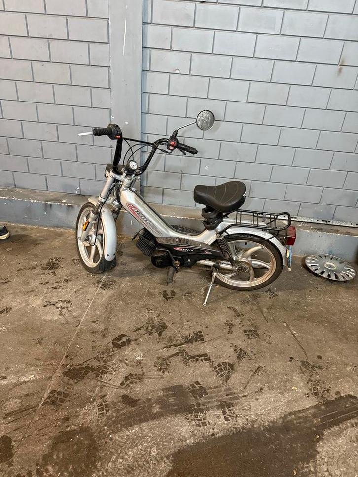 Leuke Tomos Quadro - Brommer, Fietsen en Brommers, Brommers | Tomos, Gebruikt, Quadro, Ophalen