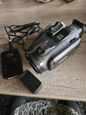 Prima werkende Canon Legria HF G40 WiFi full hd camcorder beschikbaar voor biedingen