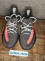 Adidas Yeezy Boost 350 V2 Beluga Reflective maat 43, Overige kleuren, Ophalen of Verzenden, Adidas, Sneakers of Gympen