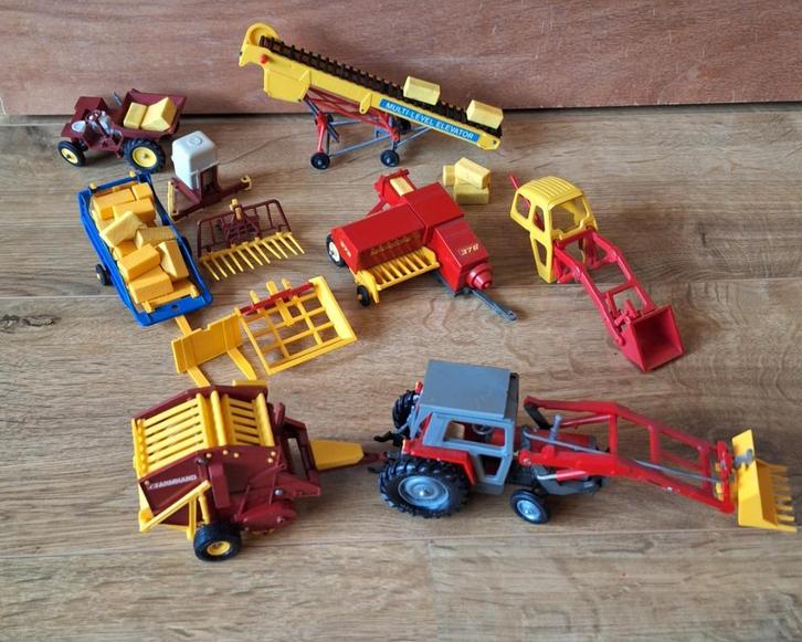 Britains Furguson set 1:32, Hobby en Vrije tijd, Modelauto's | 1:32, Gebruikt, Tractor of Landbouw, Britains, Ophalen