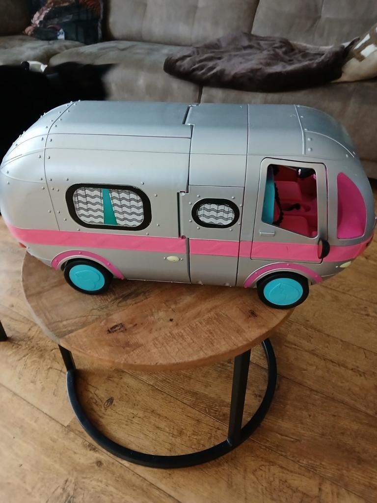 Lol camper, Ophalen, Zo goed als nieuw