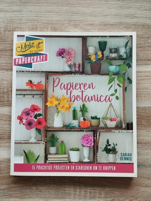 Papieren Botanica - Sarah Dennis, Boeken, Hobby en Vrije tijd, Zo goed als nieuw, Overige onderwerpen, Ophalen of Verzenden