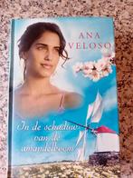 In de schaduw van de amandelboom - Ana Veloso, Ophalen of Verzenden, Zo goed als nieuw, Ana Veloso, Europa overig