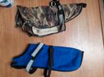 1 fleece jas en 1 gevoerde regenjas 40 cm, Ophalen of Verzenden, Gebruikt, Hondenjas