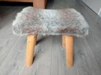 Waanzinnig leuk krukje met imitatiebont, Ophalen of Verzenden, Zo goed als nieuw, Hout