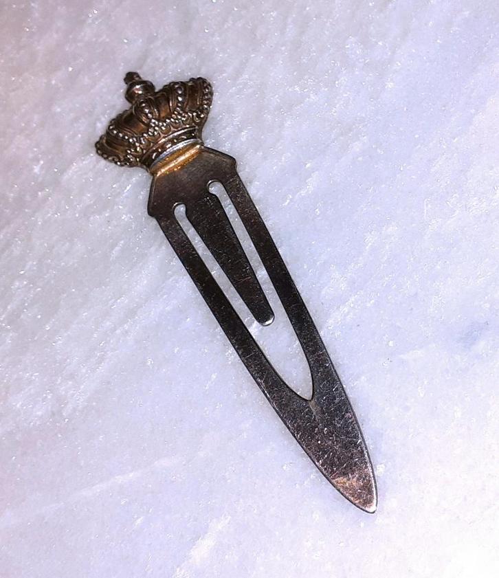 Verzamelen antieke geldschuif of boekenlegger met kroon, Verzamelen, Boekenleggers, Nieuw, Overige onderwerpen, Verzenden