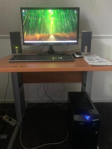 Medion i7 computer desktop 1 TB, DDR3, 4 GB, PC MT 14 beschikbaar voor biedingen