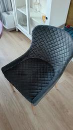 2 nette eettafel stoelen, Ophalen, Grijs, Twee