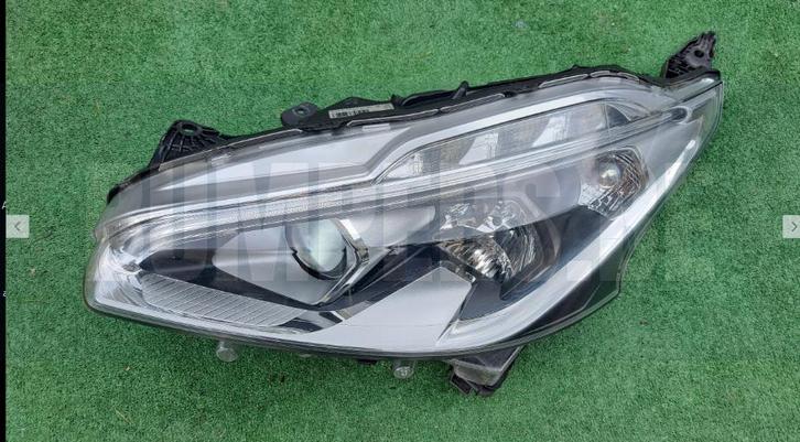 Koplamp PEUGEOT 208 FACELIFT LENS+ LED FRONT LAMP, Auto-onderdelen, Verlichting, Gebruikt, 6 maanden garantie, Ophalen of Verzenden