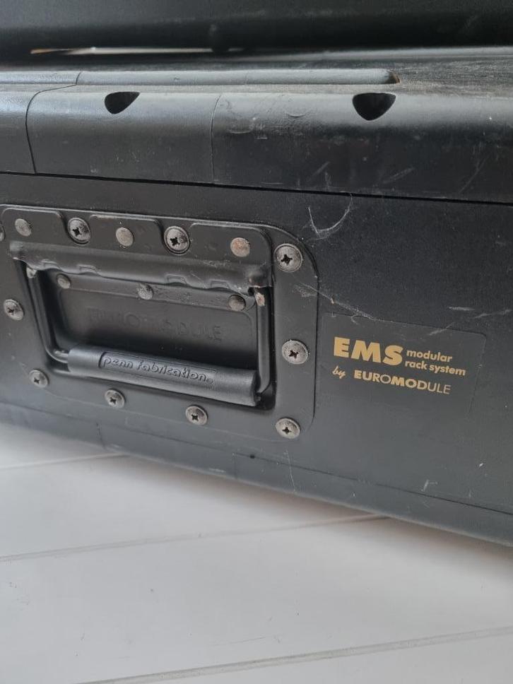 EMS flightcase, Audio, Tv en Foto, Versterkers en Receivers, Gebruikt, 120 watt of meer, Overige merken, Ophalen of Verzenden
