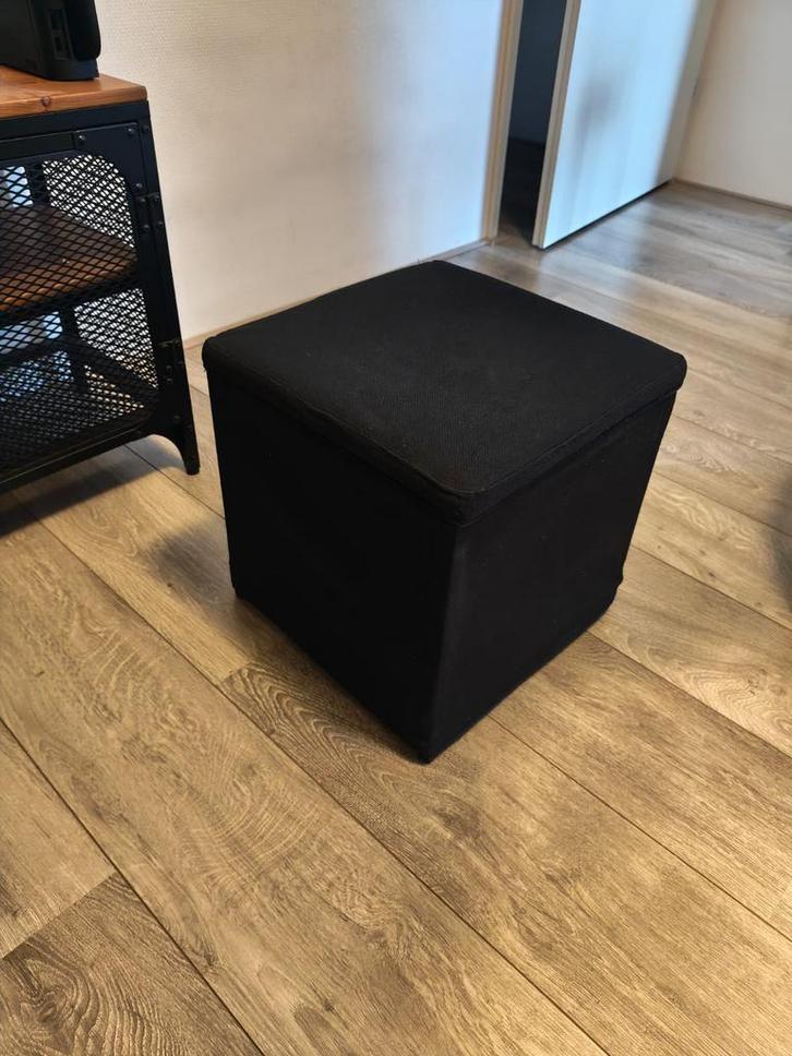 Ikea BOSNÄS Kruk / Opbergbox, Huis en Inrichting, Banken | Voetenbanken en Poefen, Zo goed als nieuw, Minder dan 50 cm, Rechthoekig