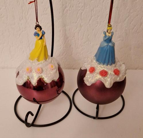 Verschillende kerstballen met o.a
prinses.Minnie.dagobert, Diversen, Kerst, Zo goed als nieuw, Ophalen of Verzenden