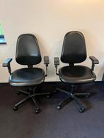 Twee zwarte leren bureaustoelen verstelbaar en op wieltjes, Ophalen, Zwart, Zo goed als nieuw, Bureaustoel