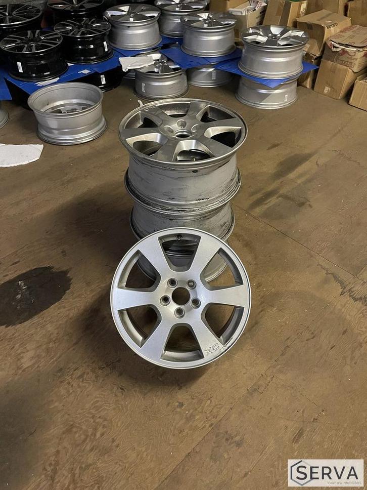 Volvo 'Segin' velgen, Auto-onderdelen, Banden en Velgen, Velg(en), Personenwagen, Gebruikt, Ophalen