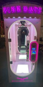 Pinkdate Kast te koop, Hobby en Vrije tijd, Feestartikelen | Verhuur, Ophalen of Verzenden, Gebruikt