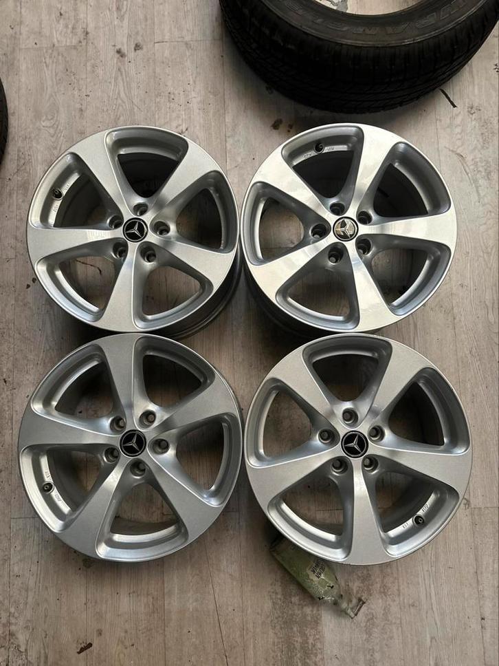 Mercedes 17 inch velgen 5x112 voor C-klasse, e-klasse, enz, Auto-onderdelen, Banden en Velgen, Velg(en), Zomerbanden, 17 inch