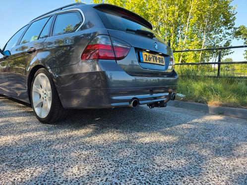 BMW 3-Serie 3.0 D 335 Touring AUT 2007 Grijs, Auto's, BMW, Particulier, 3-Serie, Airbags, Airconditioning, Alarm, Boordcomputer