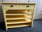 Geel kastje met lades en planken, Huis en Inrichting, Kasten | Dressoirs, Ophalen of Verzenden, Gebruikt, 25 tot 50 cm, 50 tot 100 cm